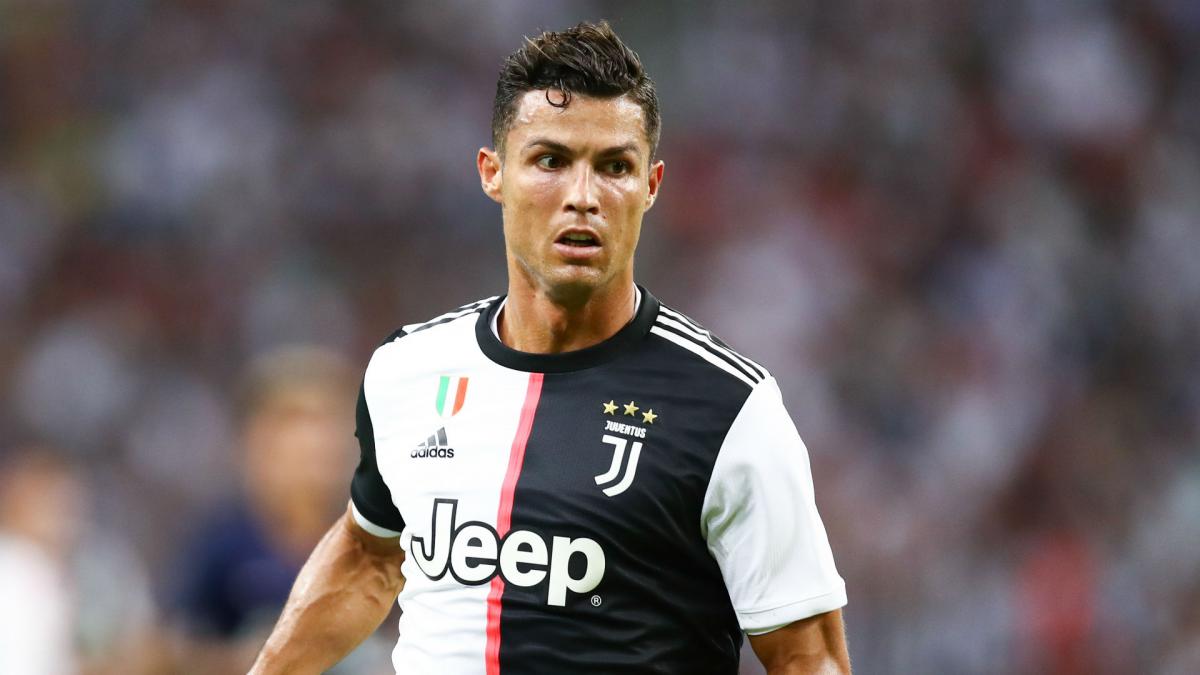 Ronaldo nomeado para o melhor time por 16 anos consecutivos